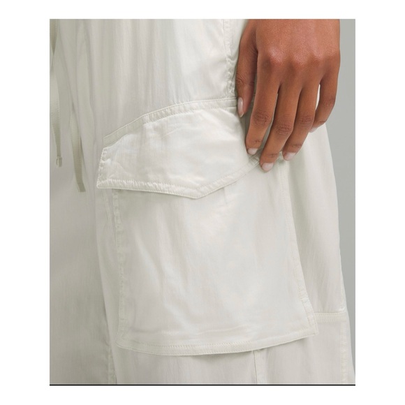 Lightweight adjustable mid-rise cargo pant - Picture 4 of 7